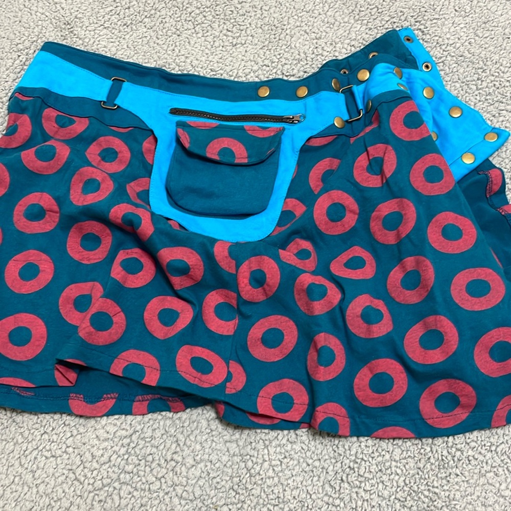 Phish adjustable purse skirt